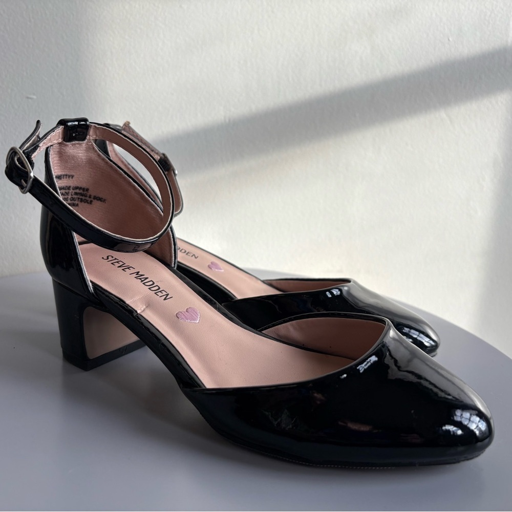 Steve Madden Girls Black Patent Leather Heels, Child Sz 1
